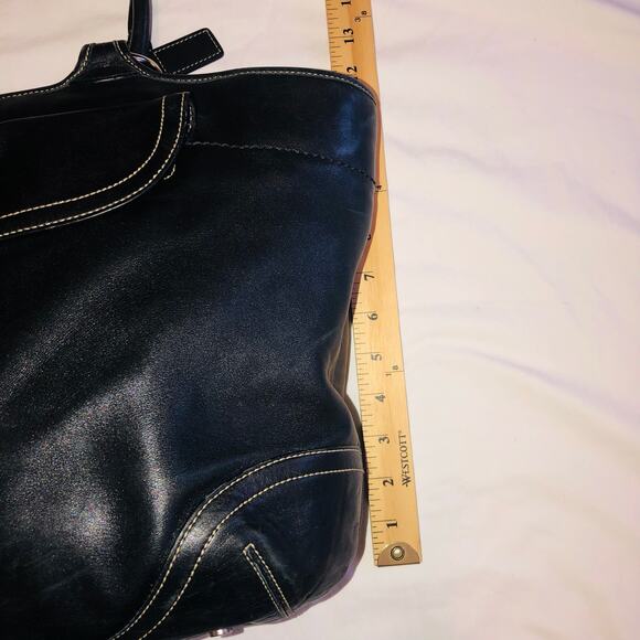 Vintage Coach Soho 5570 Large Carry All Bag Black Y2K Contrast Stitch Buckle - Picture 7 of 14